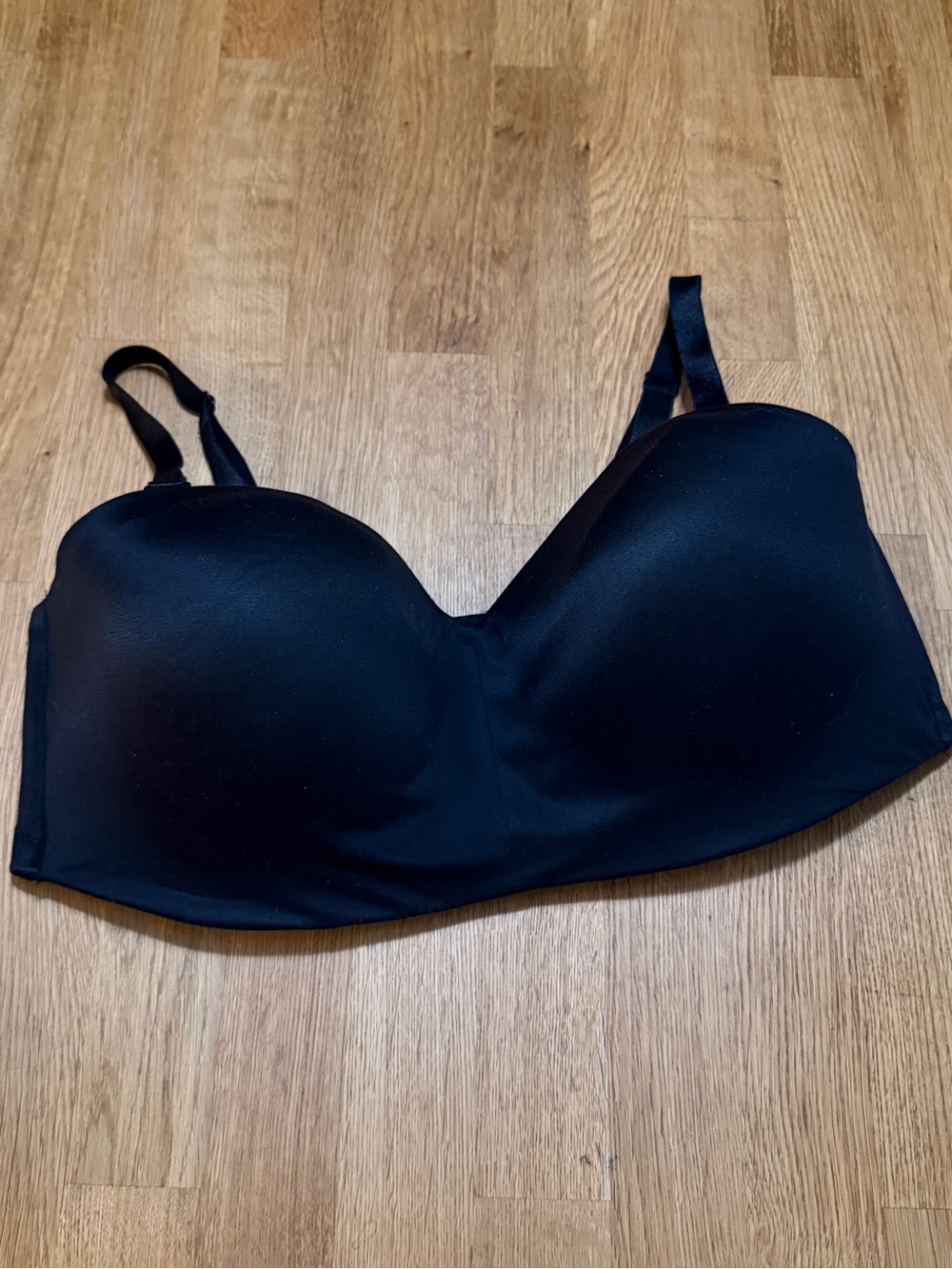 Wacoal 40DD Black Staying Power Wire Free Strapless Bra Style 854372